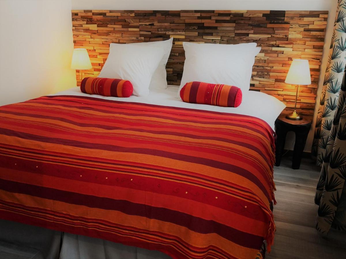 Les 7 Sources Hotel LʼIsle-Adam Стая снимка