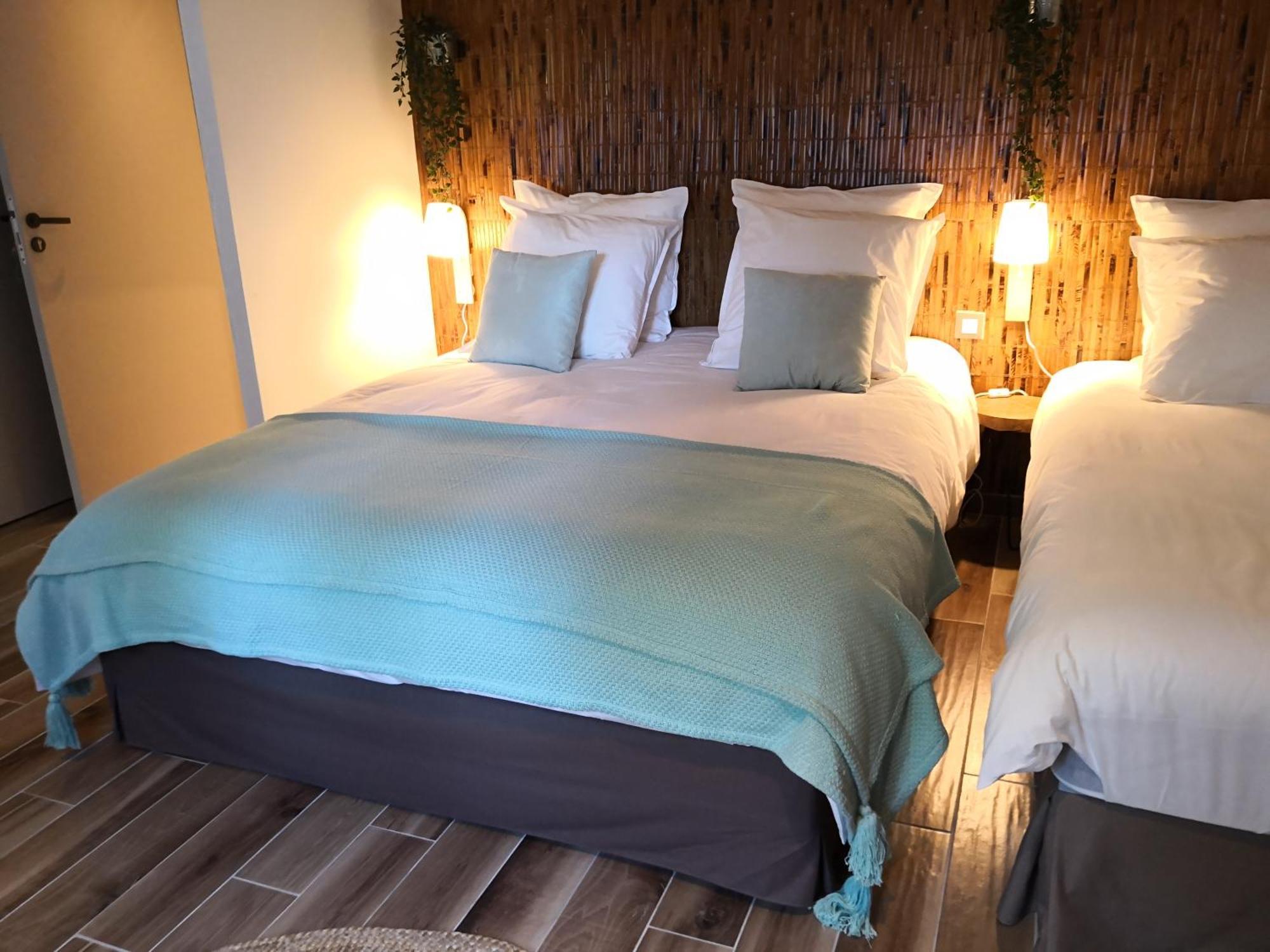Les 7 Sources Hotel LʼIsle-Adam Стая снимка